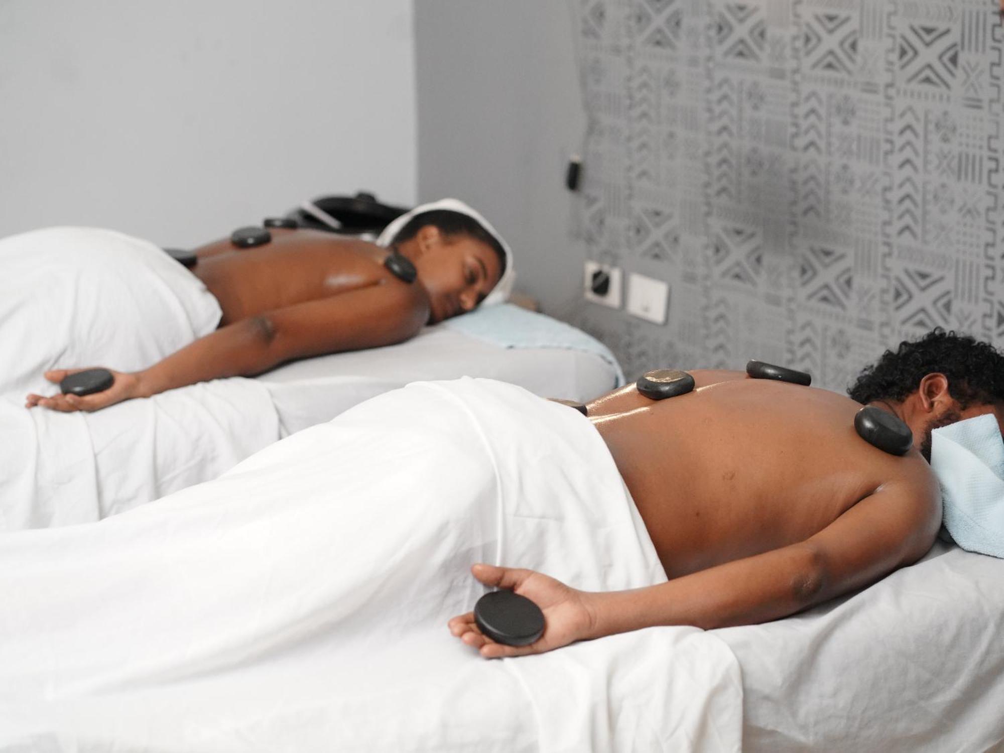 Vibes Hotel And Spa 亚的斯亚贝巴 外观 照片